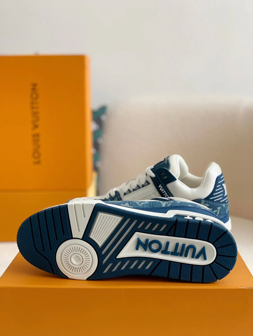LOUIS VUITTON TRAINER
