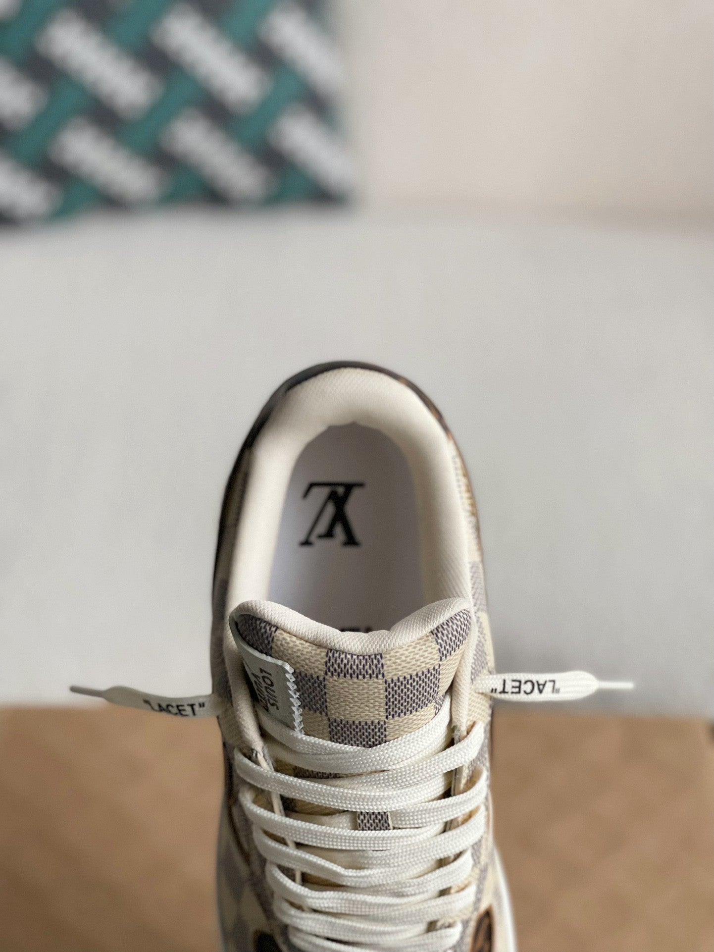 LOUIS VUITTON TRAINER